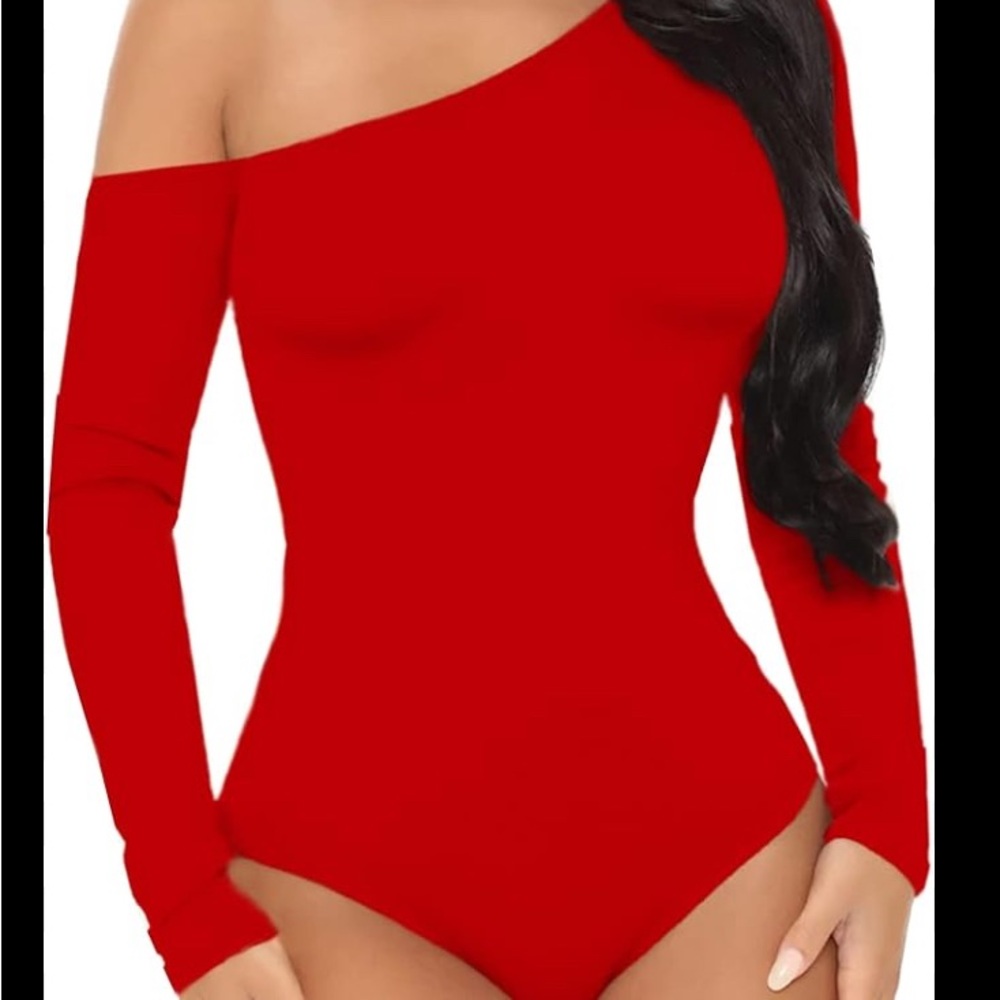 NWT Women’s  one shoulder Red long sleeve basic bodysuit